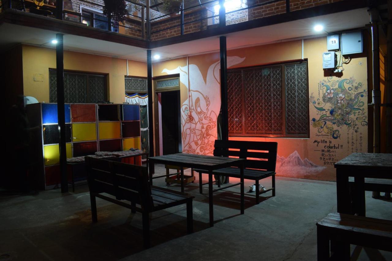 Happy Donkey Hostel 카트만두 외부 사진