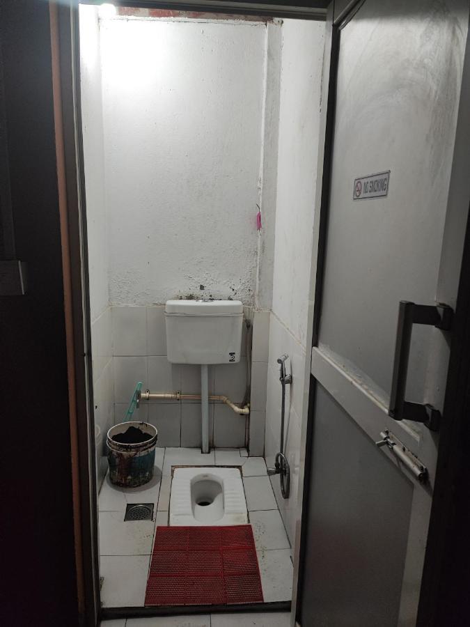 Happy Donkey Hostel 카트만두 외부 사진